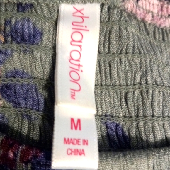 Xhilaration Sz Med, Green/pink/ burgandy  Floral Dress midi - Picture 6 of 7